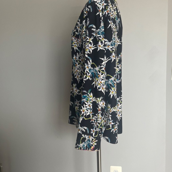 Cinq a Sept Juliet Floral Print Silk Button Front Pajama Style Casual Blouse Top - Picture 9 of 14